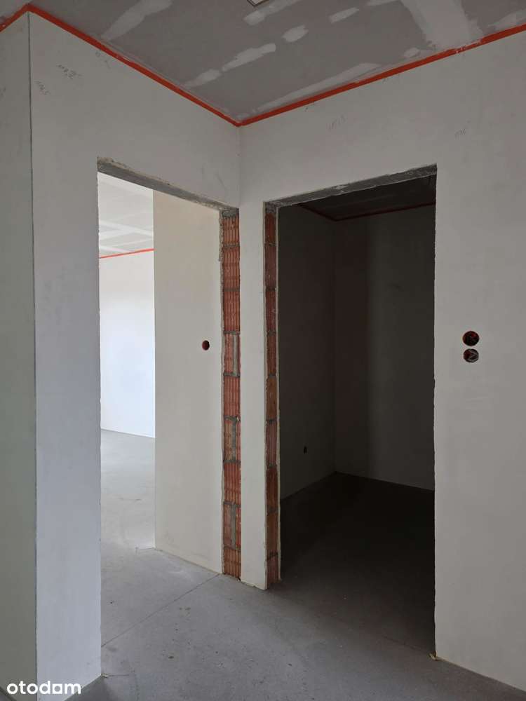 Wysoki standard/4 pokoje/garaż/balkon/taras/2 garderoby-10