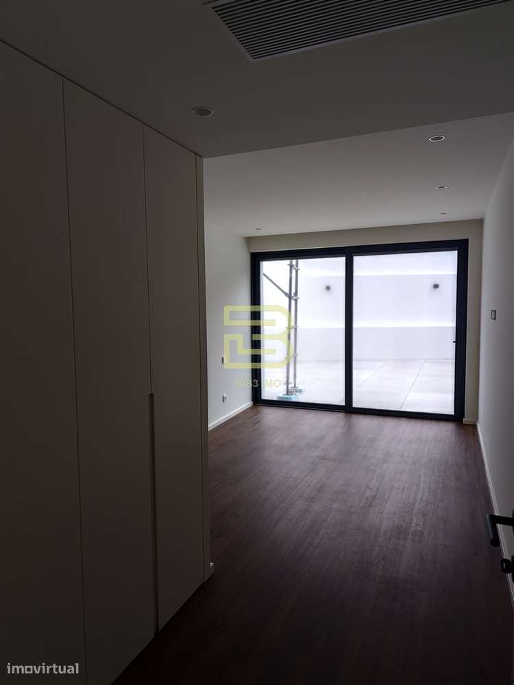 Apartamento T3 novo, com terraço em Vila Nova de Gaia-27