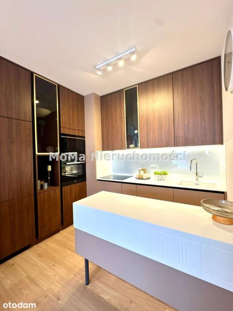 Piękne nowe M4 na Flisach!-2