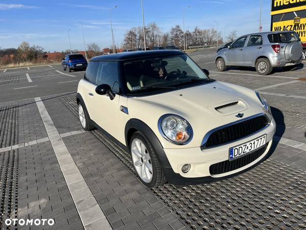 MINI Cooper S - 1