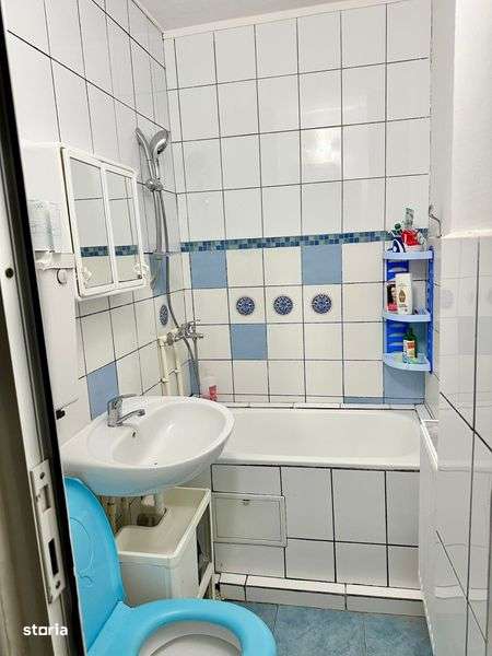 Garsoniera cu vedere la parc - Imagine principală: 5/7