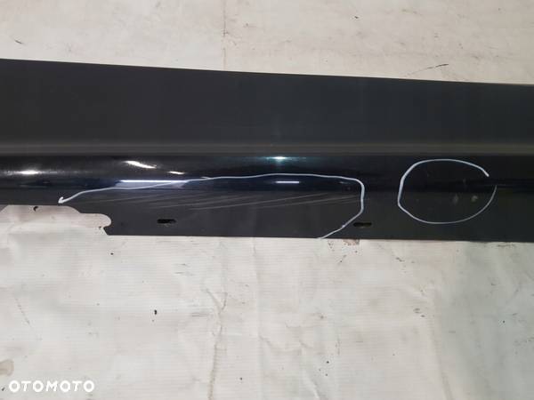 LISTWA PROGOWA PRAWA SCHWARZ 2 BMW 1 E87 EUROPA - 2