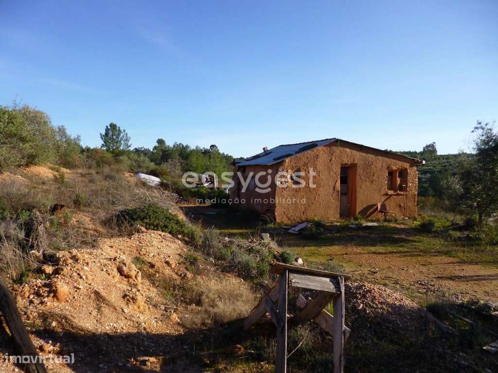 Excelente Terreno Rústico com boa localização em Malpica do Tejo - Grande imagem: 4/17
