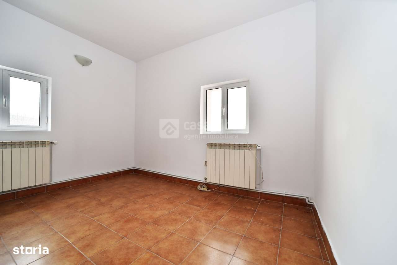 Aroneanu - Sorogari, proprietate excelent pozitionata, de vanzare - Imagine principală: 5/20