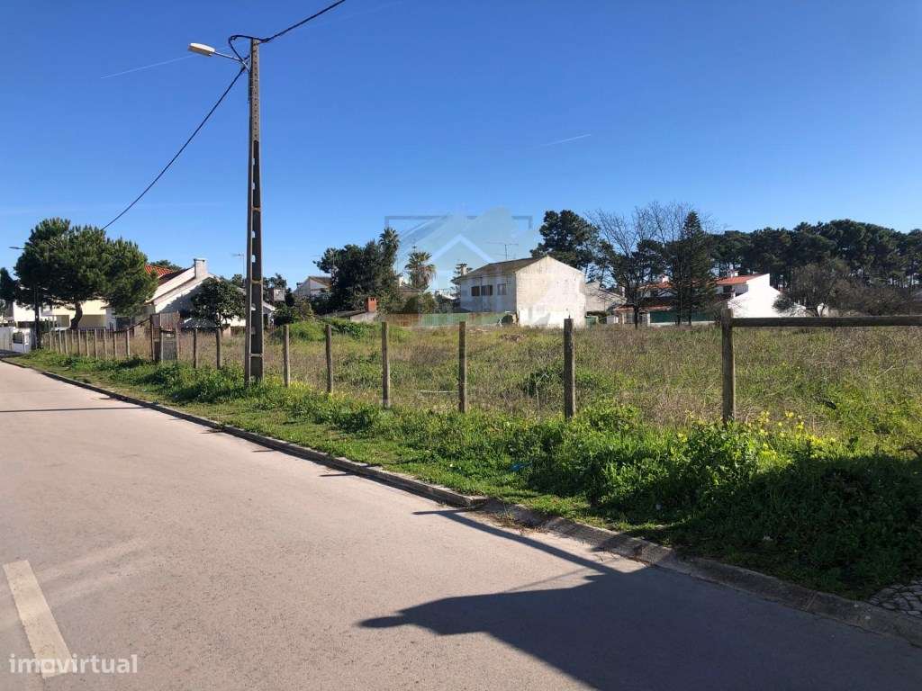 Excelente Lote com 2520m2 na Aroeira-14