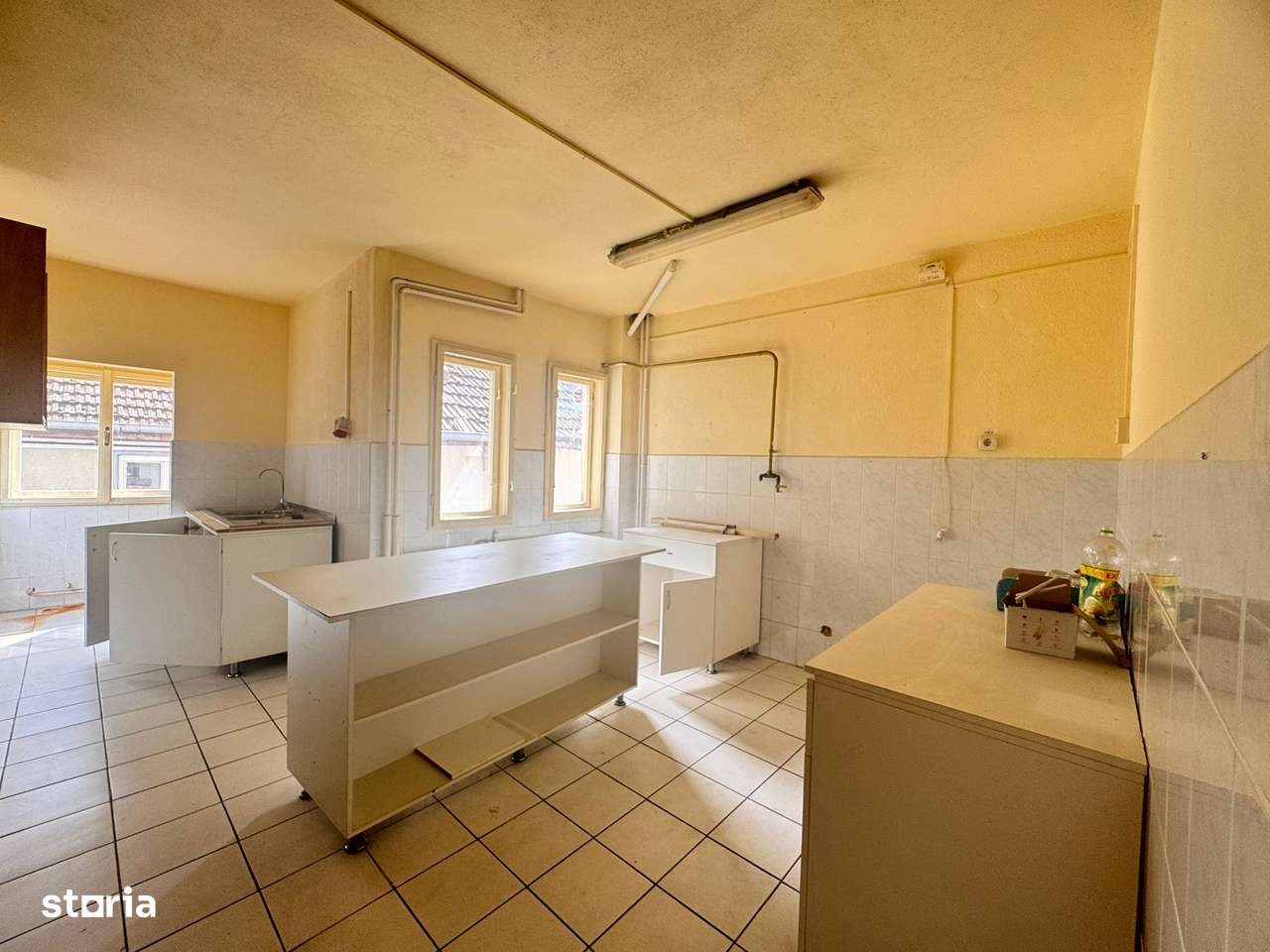 Motel 16 camere + Restaurant | 560 mp desfasurati si 608 mp teren-7