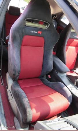 Honda Civic Type R 2.0 (201Cv) de 2007 - Peças Usadas (8415) - 6