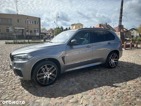 BMW X5 xDrive40d - 14