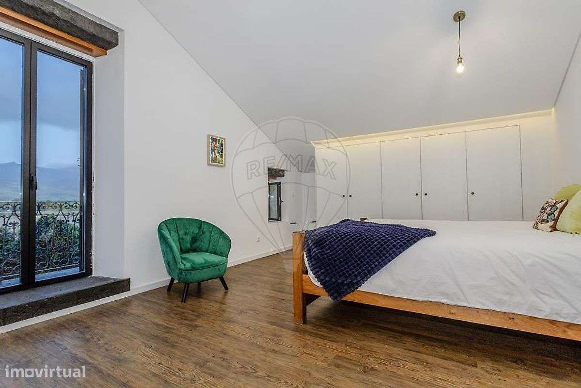 Moradia T4 para venda-13