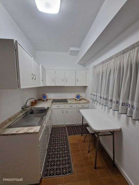 Arrendo Apartamento com vista para o mar, mobilado. Póvoa de Varzim - Grande imagem: 4/5
