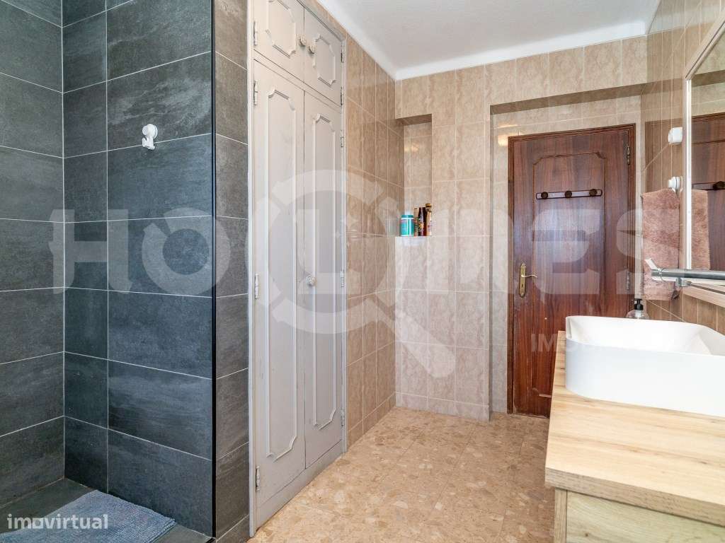 T3 + Sótão | Abadias | Terraço | Boas Áreas | Luminosidade-10