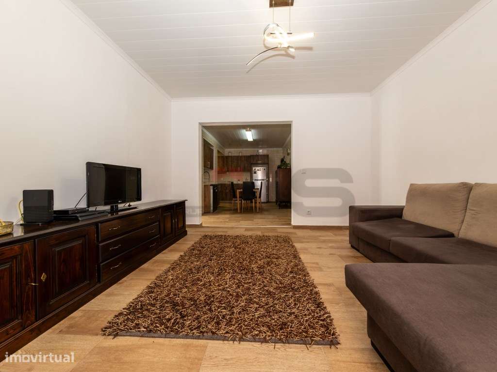 Moradia T3 com Terreno de 1.180 m² - Potencial de Investimento nos ...-8