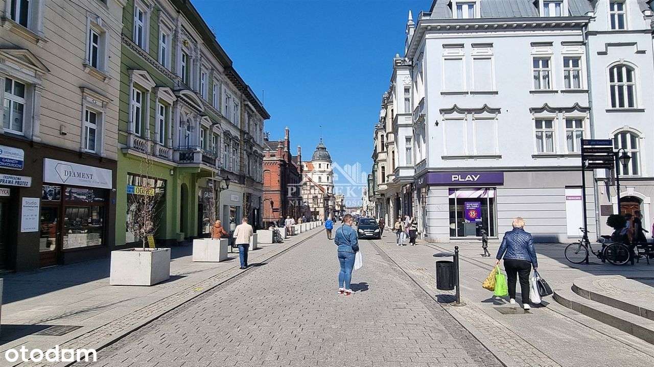 Lokal * 76m2 * ul.Kr. Jadwigi z widokiem na Teatr-4
