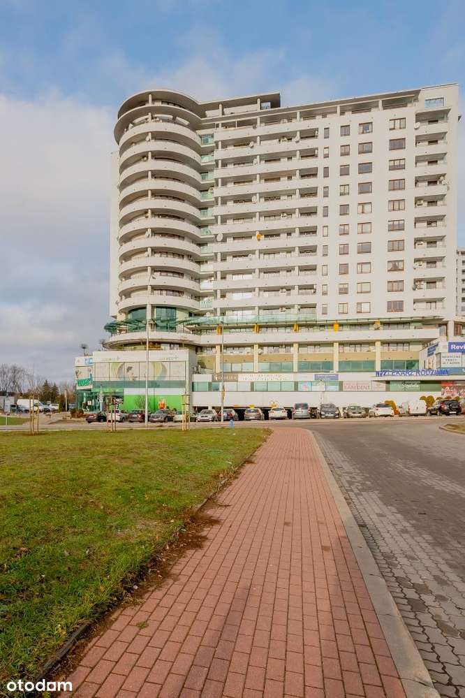 Jedyny Taki Widok w Mieście – Twój Apartament Premium Na IX Piętrze!-17