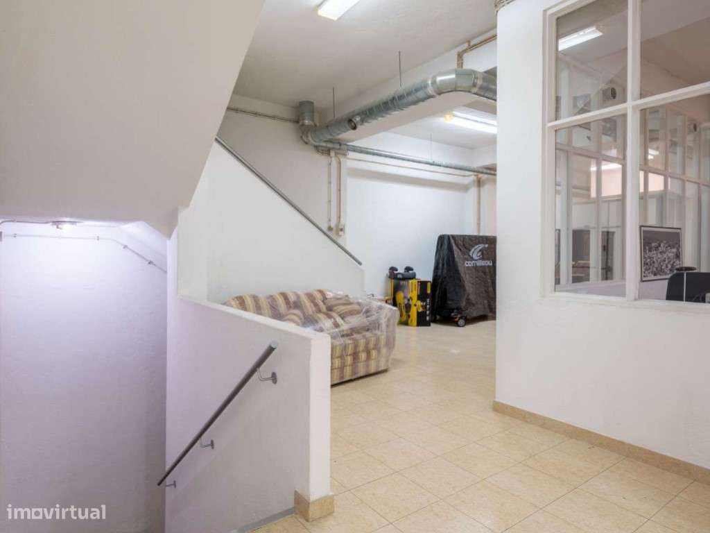 Armazém com 502 m2 em Campo de Ourique, Lisboa - Grande imagem: 2/25