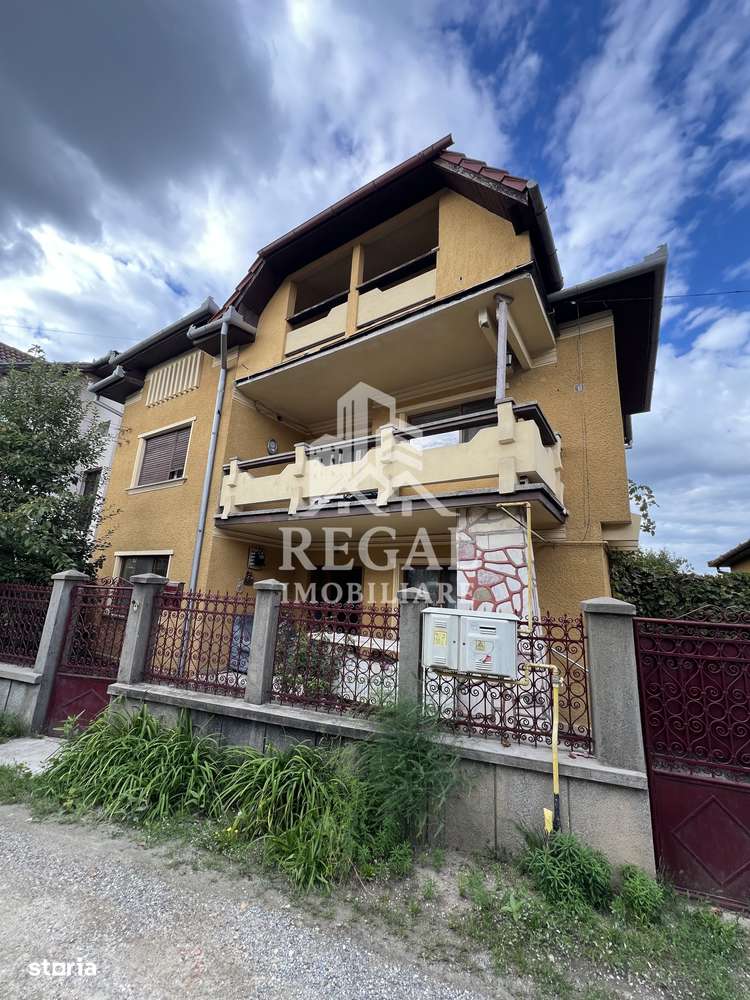 PRET NOU - Casă de vânzare – construcție solidă și spațioasă - Imagine principală: 2/18