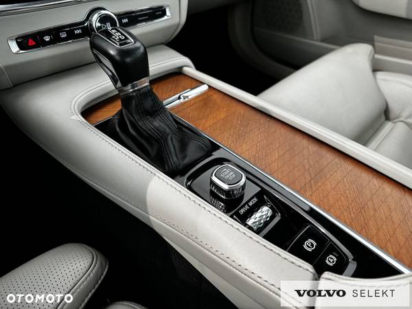 Volvo S90 - 25