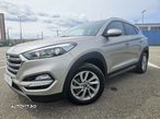 Hyundai Tucson 2.0 CRDi 4WD Automatik Advantage - 24