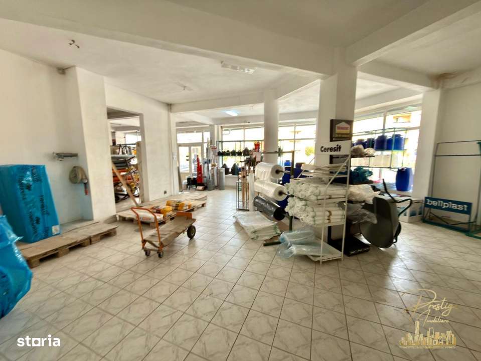 Spatiu comercial de vanzare pe Bd. Stefan Cel Mare, Rogerius - Oradea-2