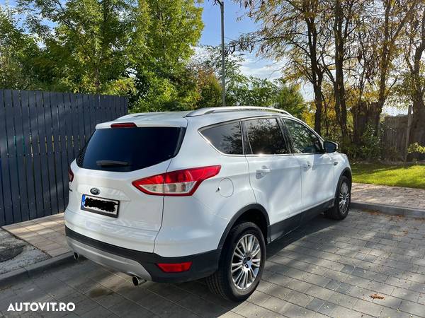 Ford Kuga 2.0 TDCi 4WD Powershift Individual - 12