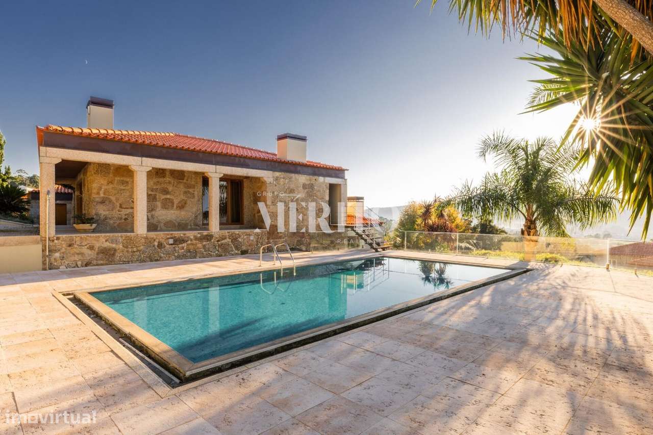 Moradia Individual em Pedra com Piscina!! - Grande imagem: 4/48