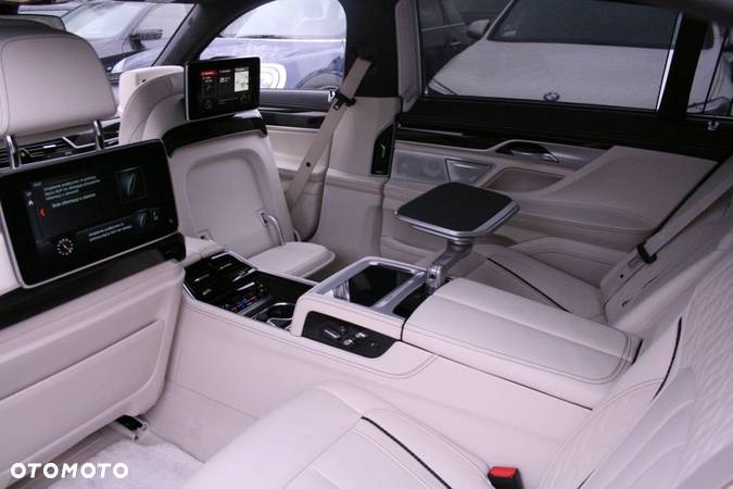 BMW-ALPINA B7 - 7