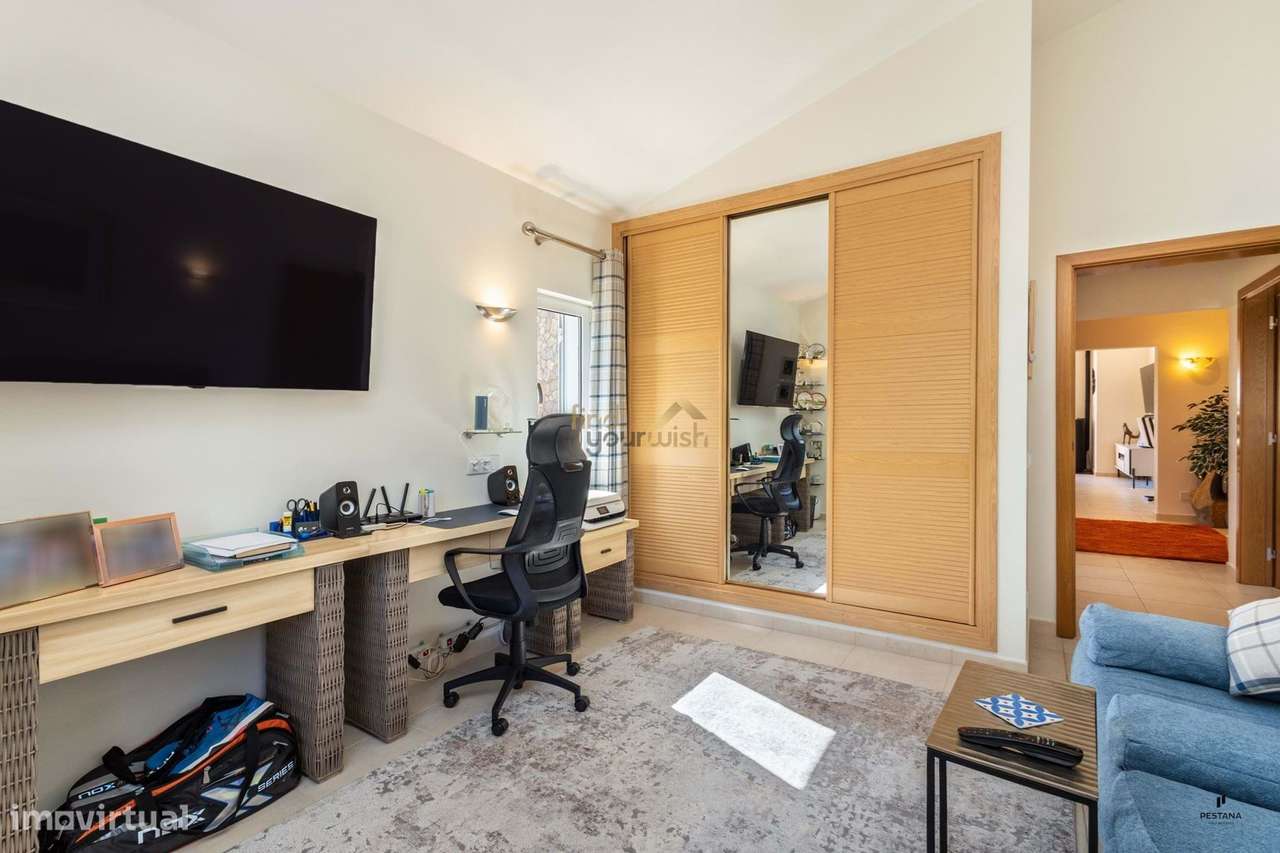 Apartamento T3 com vista para o campo de golfe de Vale da Pinta – Alga-22