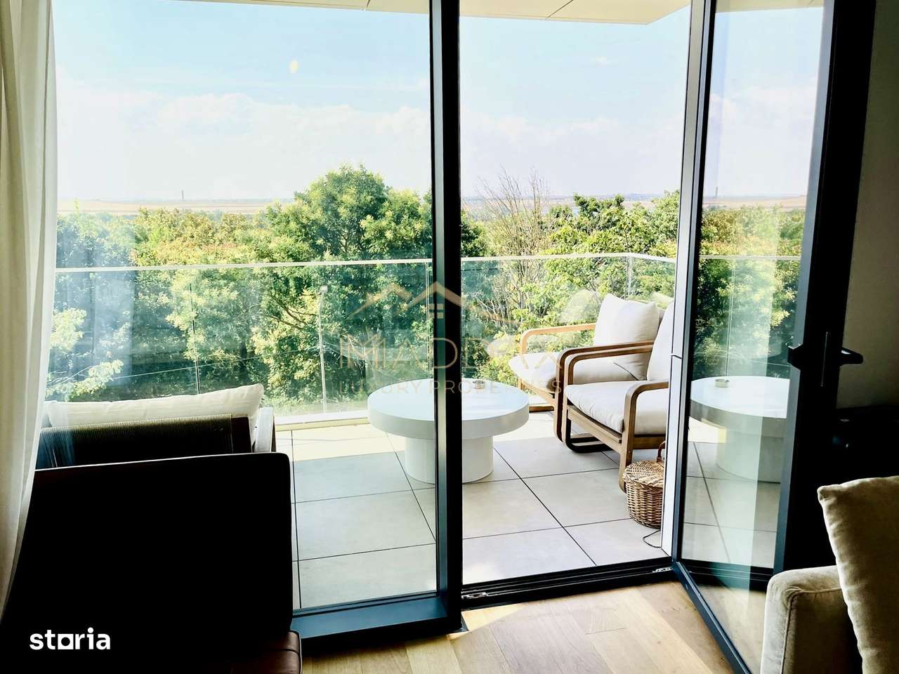 Apartament 2 camere cu terasa spatioasa in *Vogh Olimp* (la 5 minute d - Imagine principală: 2/20