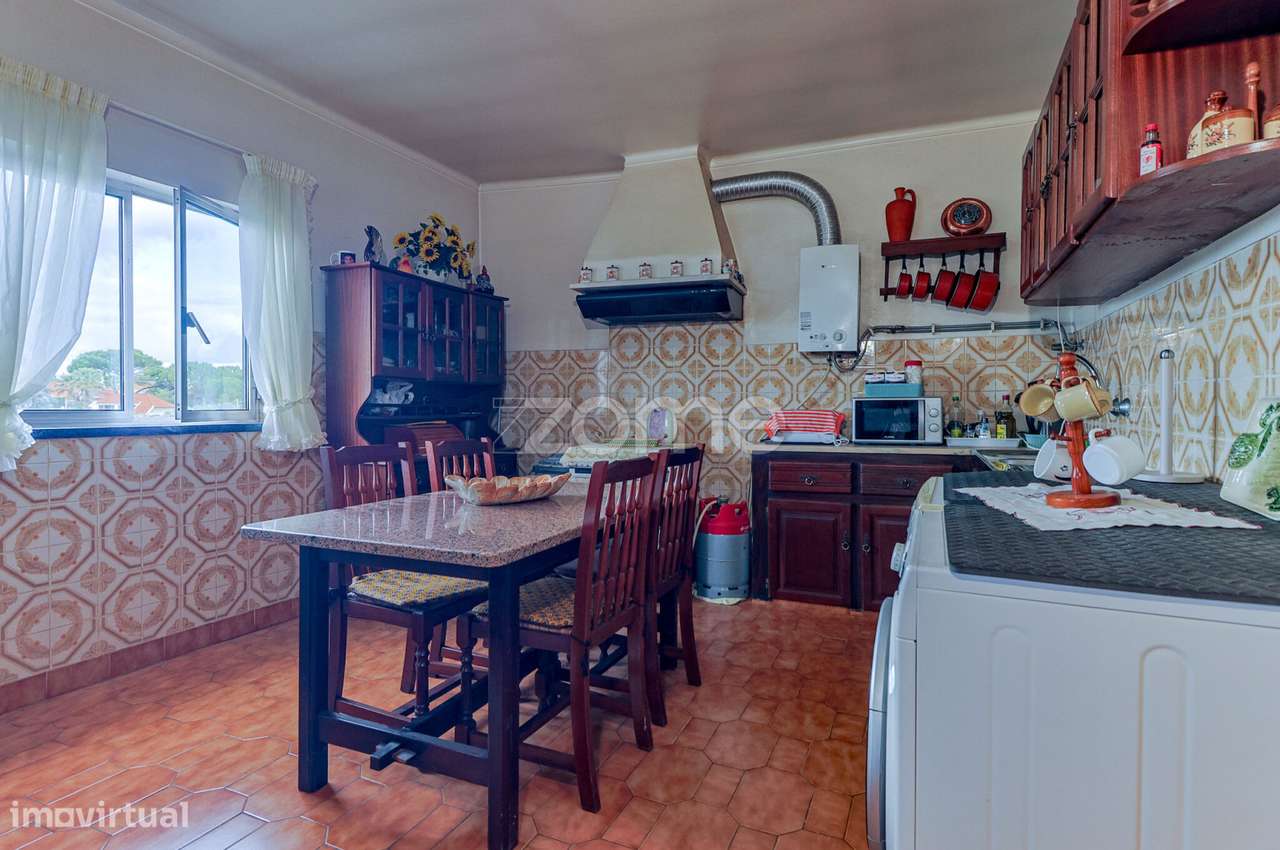 Moradia T4 Riachos - Torres Novas-12