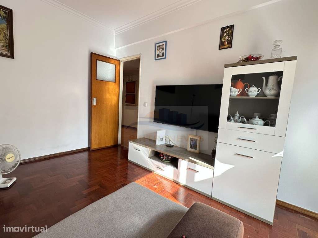 Fantástico T3 com varanda e 2 WCS com um grande sótão a 4 minutos d... - Grande imagem: 4/13