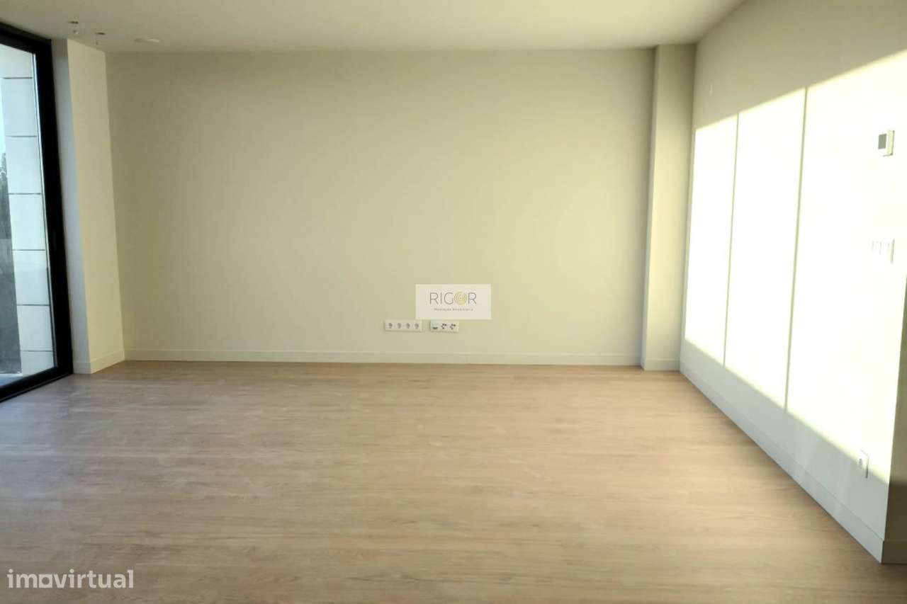 Apartamento T3 com varanda e vista mar em Matosinhos sul - Grande imagem: 4/31