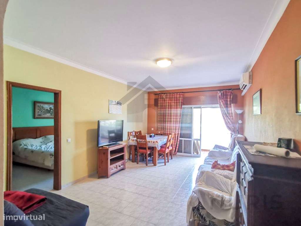 Apartamento T1 para Venda em Alvor com Piscina-1