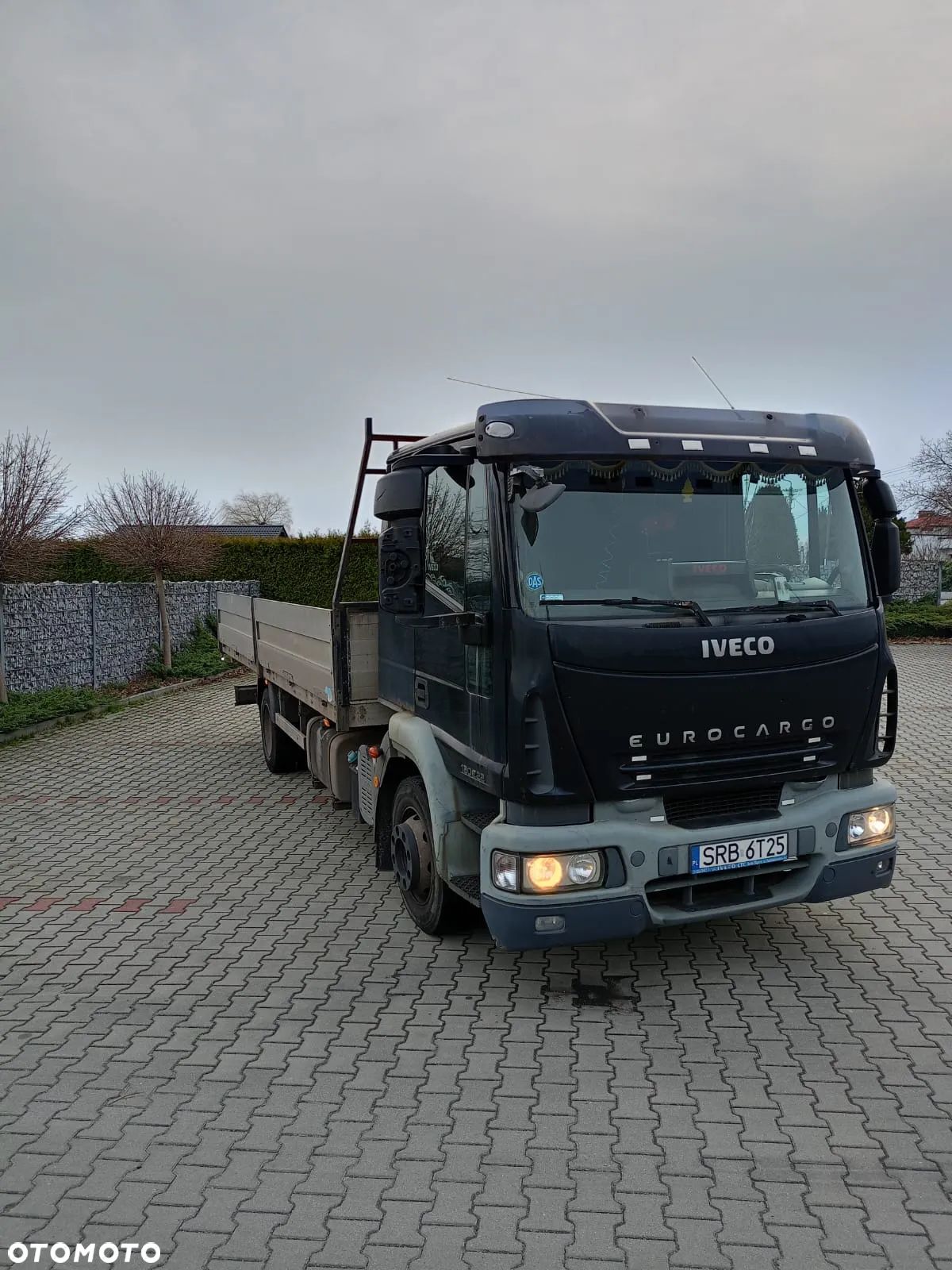 Iveco EUROCARGO ML 120E22 - 1