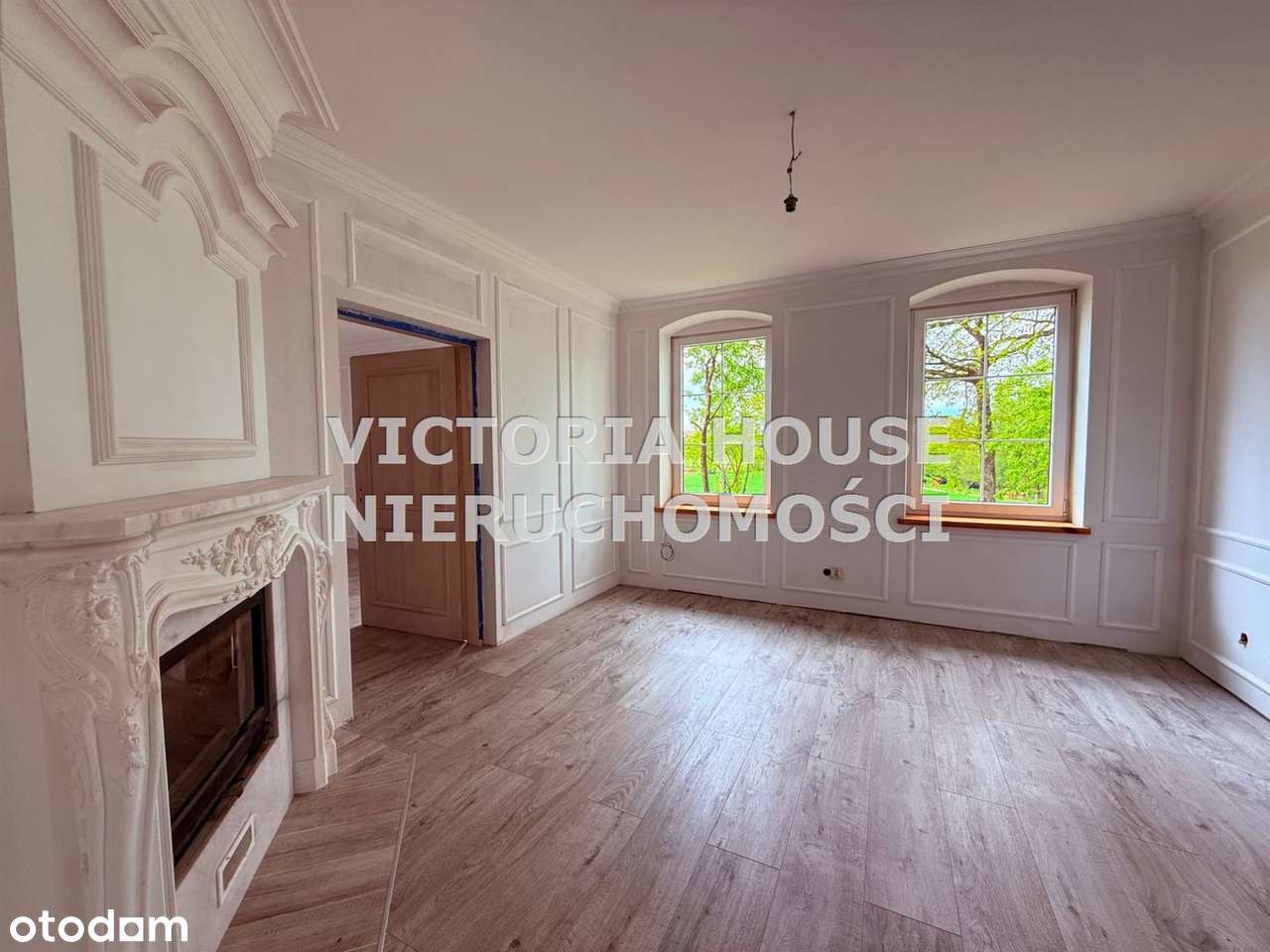 Wyjątkowa Nieruchomość Blisko Jeziora! Okazja!-6