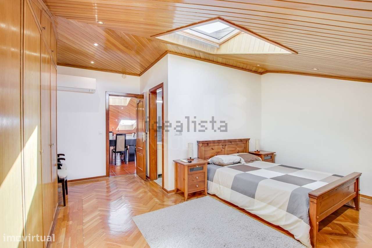 Penthouse T4 duplex com 193 m2 nos Jardins do Buzano - Grande imagem: 3/36