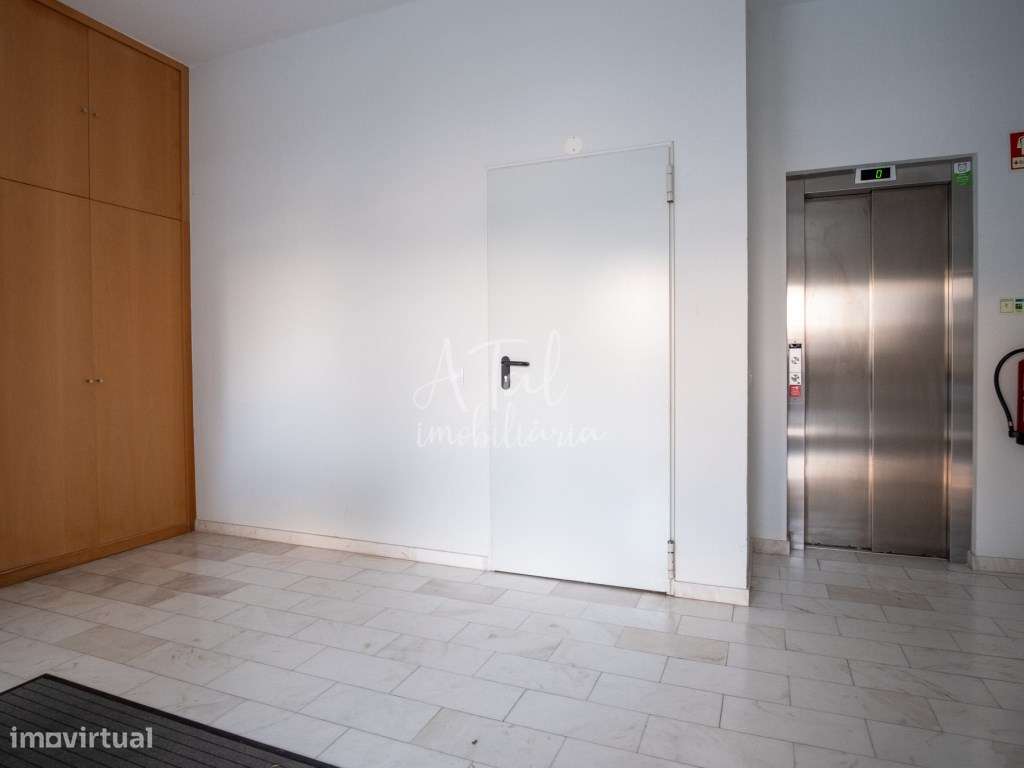 Apartamento T2 duplex, em urbanização central da cidade do Cartaxo-29