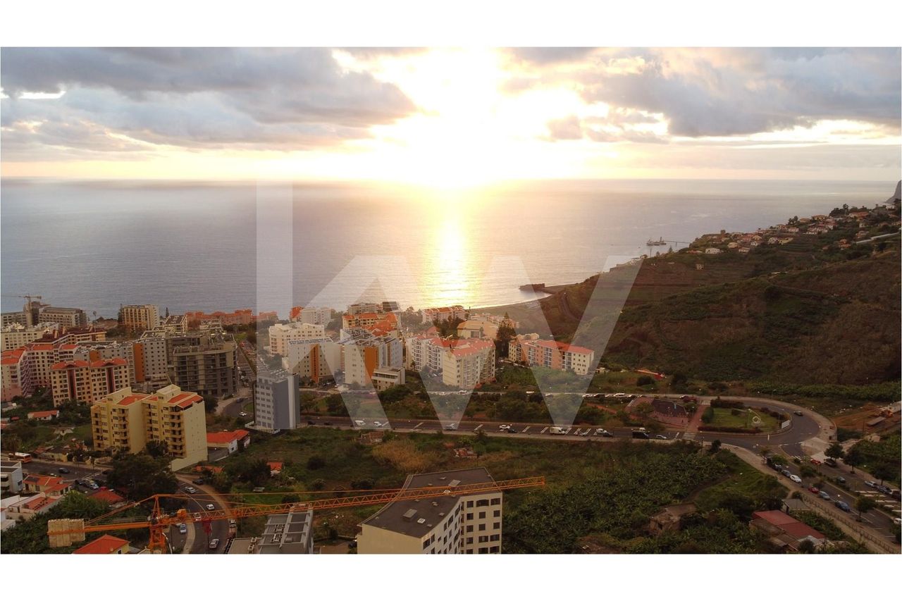 Situado no Amparo - Funchal , o Edifício Amparo Residences é um empree