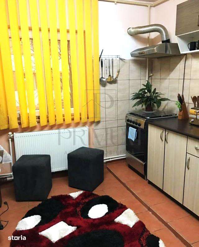 SOARELUI - ETAJ 1 - 3 CAMERE - CENTRALA PRORPRIE - BOXA - Imagine principală: 5/12