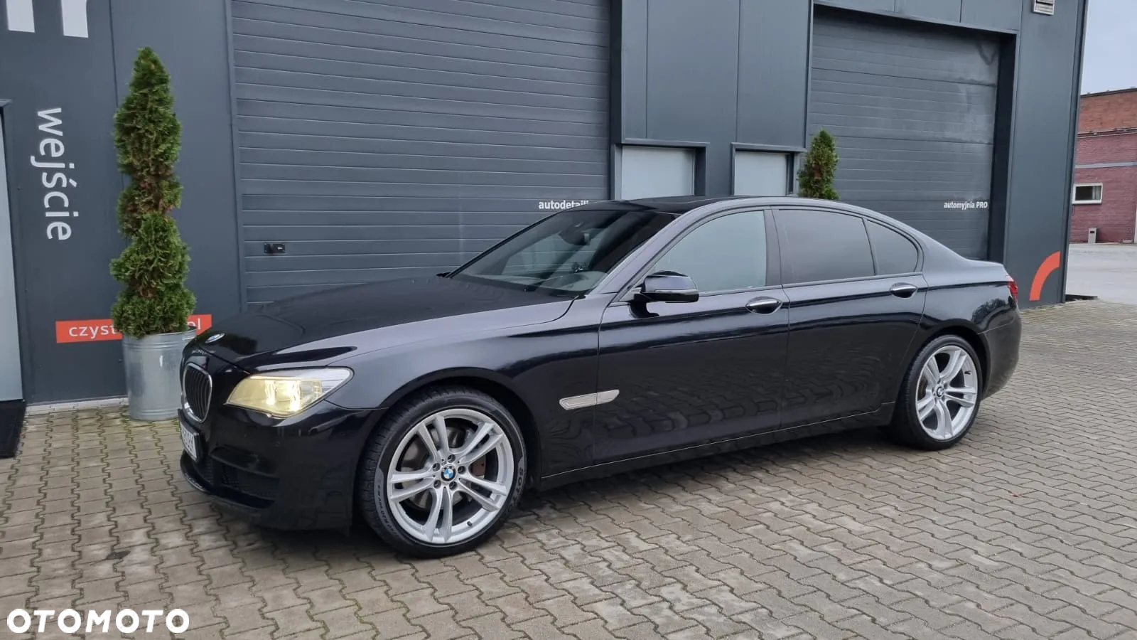 BMW Seria 7 740d xDrive - 13