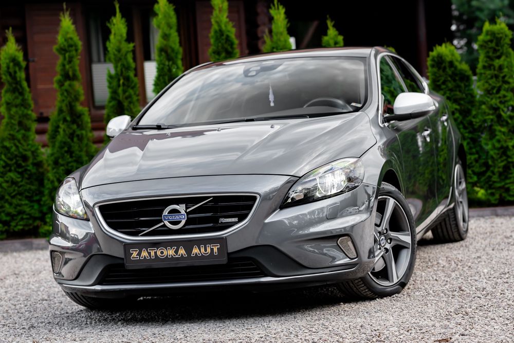 Volvo V40 II (2012-) D4 Geartronic R Design 2013