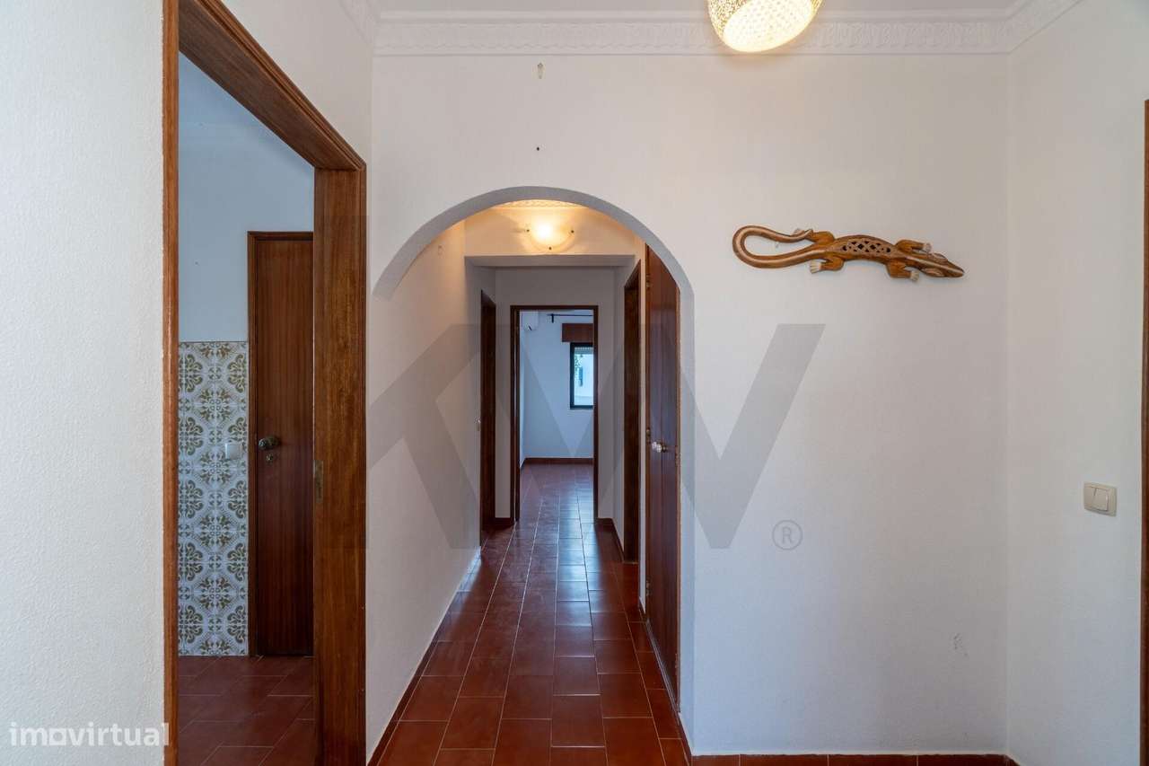 Apartamento T2 em Moncarapacho com Vista Mar – Excelente Oportunidade-2
