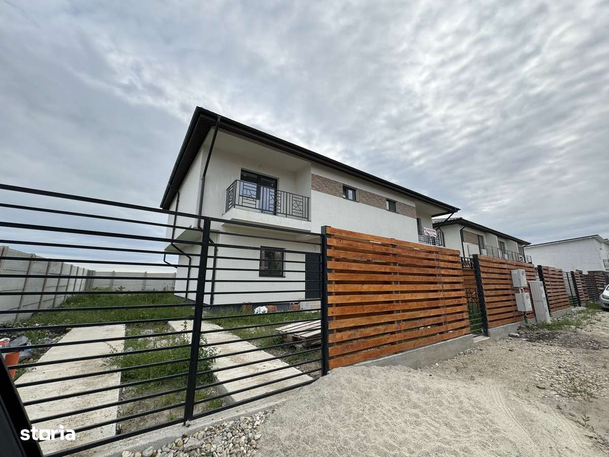 VILA   LA CHEIE   4 CAMERE , 120 MP UTILI, TOATE UTILITATILE - Imagine principală: 2/20