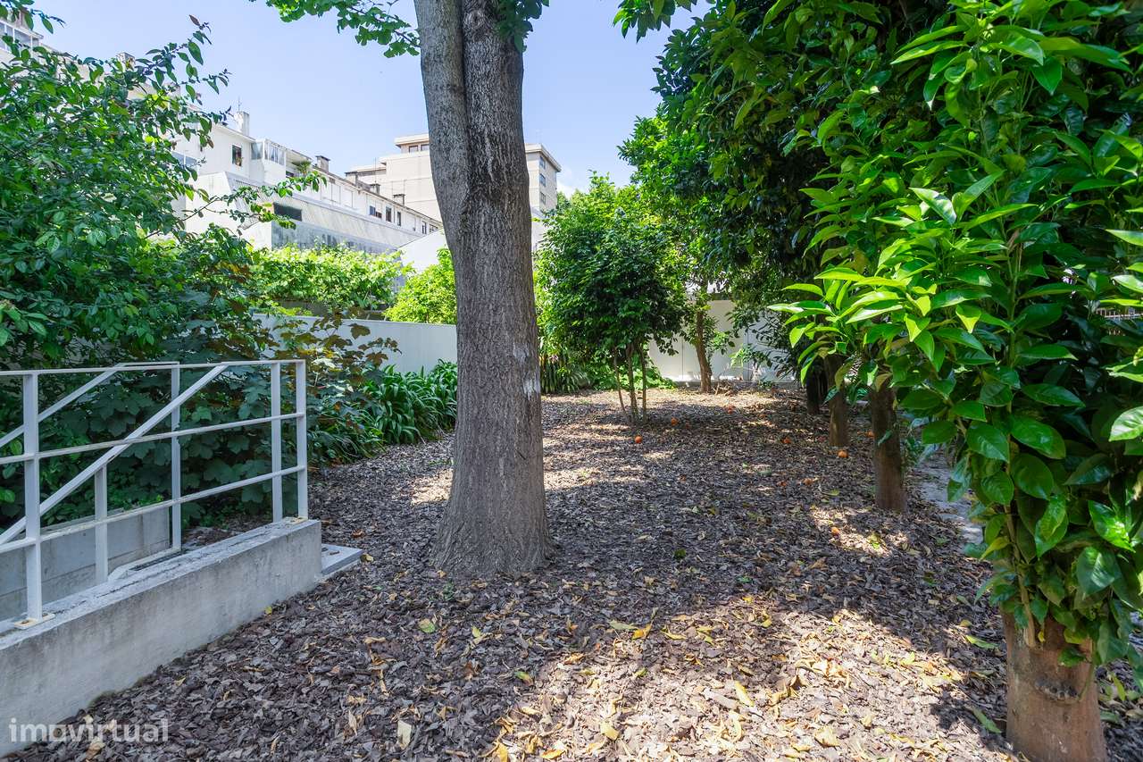 Moradia T3 com Jardim e Garagem em Guimarães-6