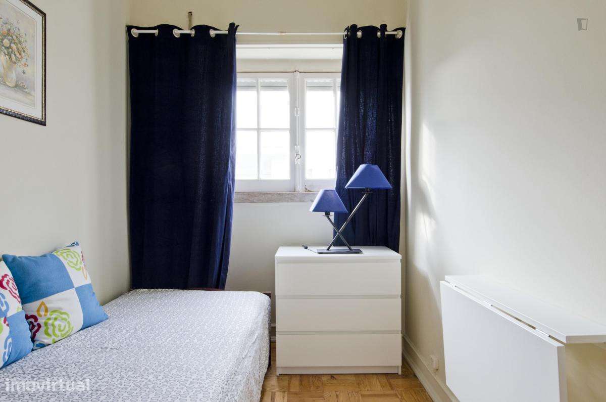 Quarto - localizado em Alvalade Lisbon - Grande imagem: 5/7