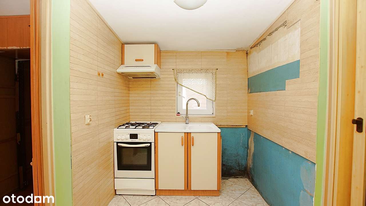 Dwa domy mieszkalne na działce 1100m2-19