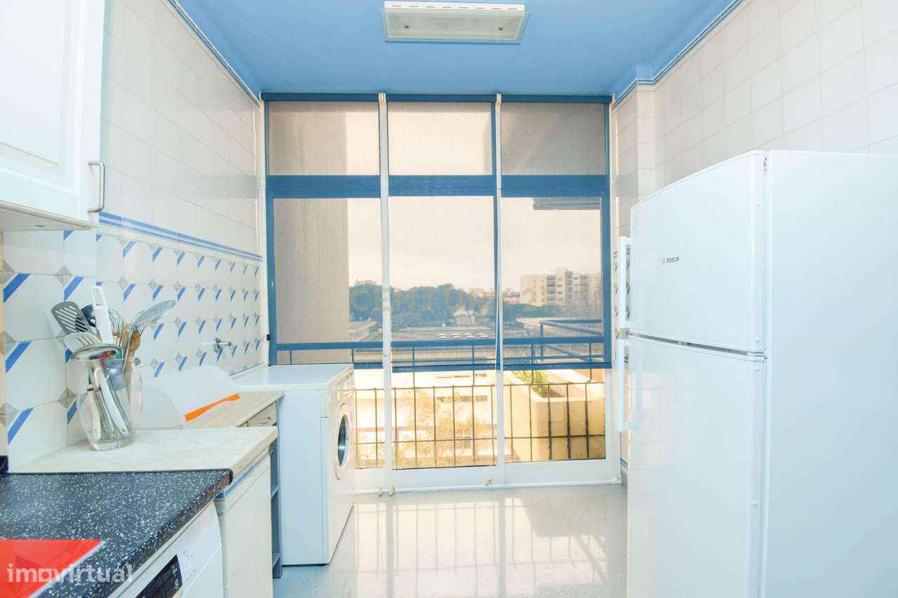 T2 com varanda, garagem e arrecadação – Cascais | Rua João Infante-26