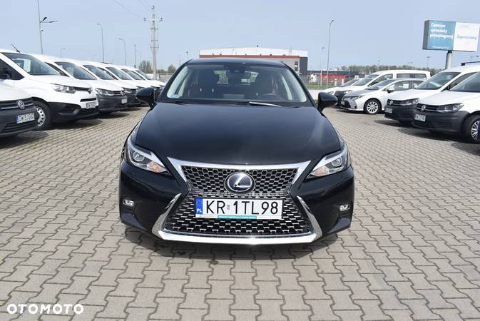 Lexus CT - 5