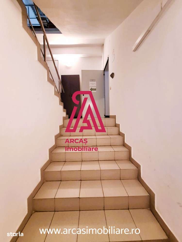 Cladire de Birouri de vanzare/ Spatiu Comercial – Calea Dumbravii!-17