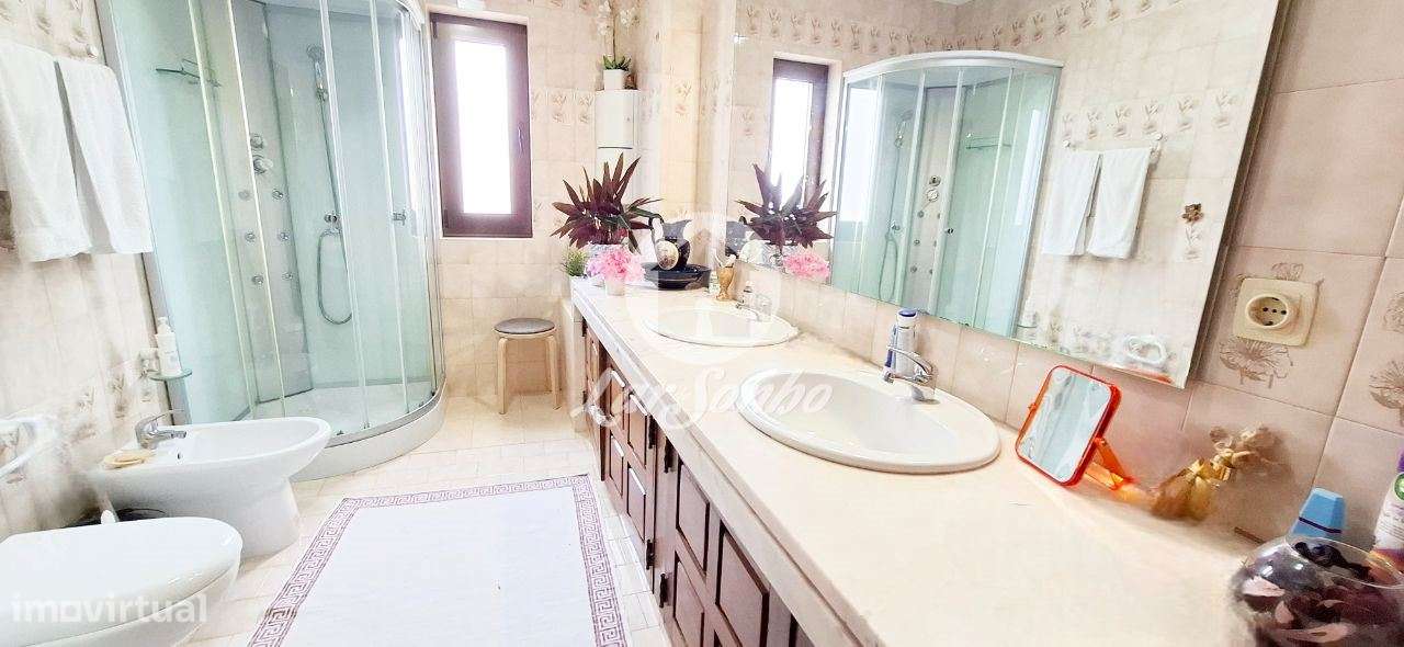 Moradia T4 com jardim na Póvoa de Varzim - Grande imagem: 5/27