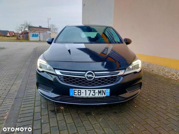 Opel Astra 1.6 D (CDTI) Start/Stop Dynamic - 10